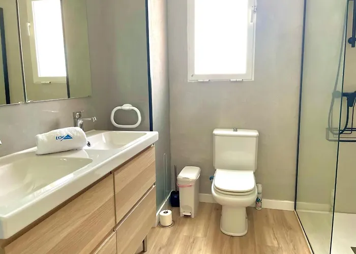 Apartman Atico En Con Aire Acondicionado Y Parking Privado - Es-373-16 *